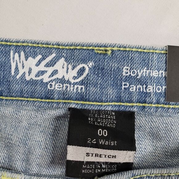 Mossimo Women Shorts Size 00 Low Rise Boyfriend Light Wash Button Fly Distressed - Picture 8 of 9